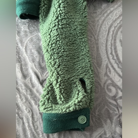Pacsun Green Cropped Fleece - Picture 5 of 5